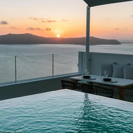 Thera Apartment Fira (Santorini)