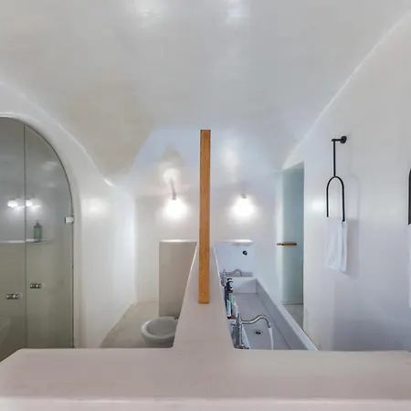 Thera Apartment *