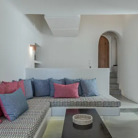 Thera Apartment *