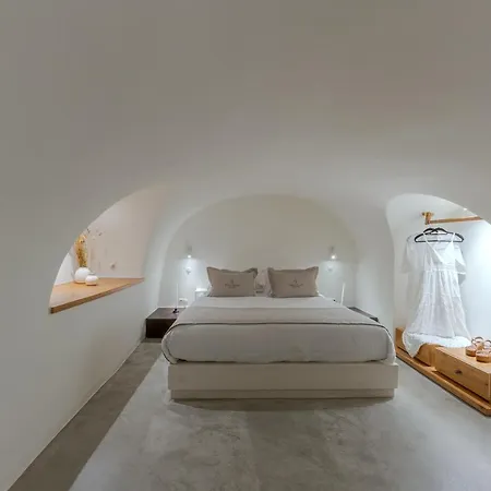 Thera * Fira (Santorini)